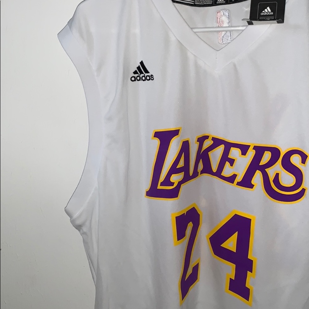 Kobe Bryant White Jersey